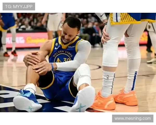 伦纳德无球切入拉开空间，对比库里更倚重单打